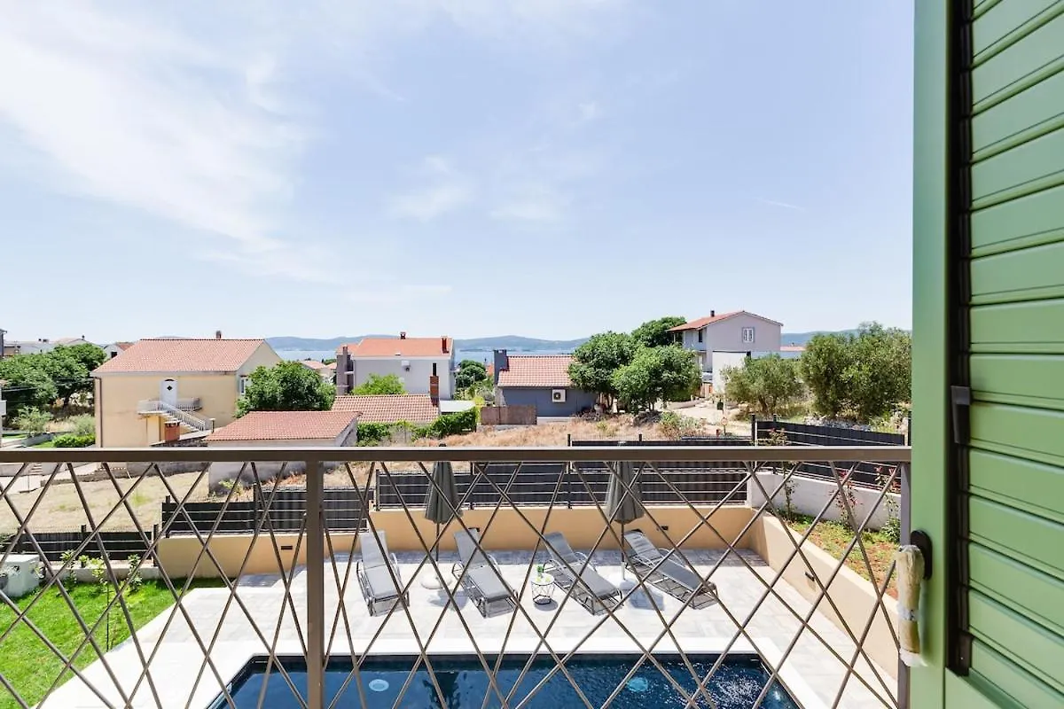 Villa Franka - Holiday Home With A Private Pool Sveti Filip i Jakov
