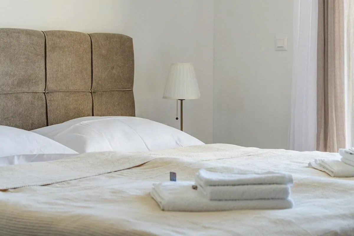Villa Franka - Holiday Home With A Private Pool Sveti Filip i Jakov