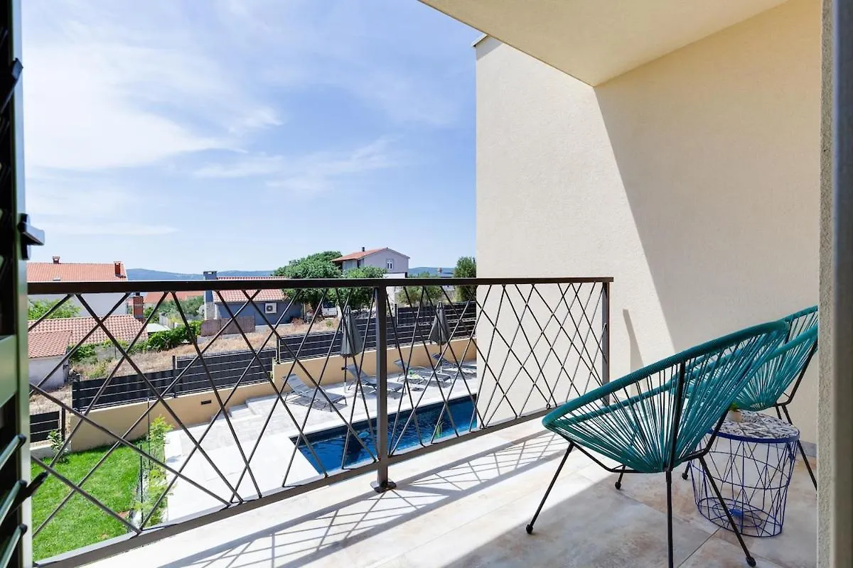 Villa Franka - Holiday Home With A Private Pool Sveti Filip i Jakov